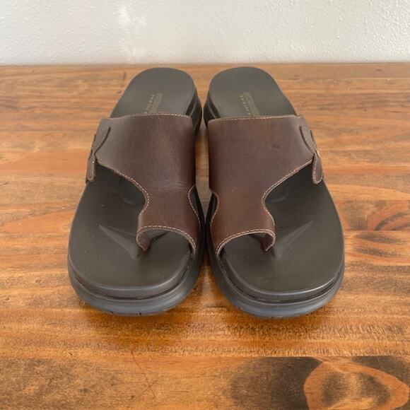 Skechers Brown Leather Sandals with Floral Accent - Size 9 - Picture 3 of 10